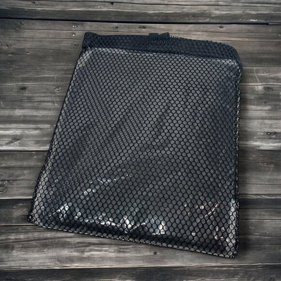 Bass Pro Shops Adult PVC Poncho Set of Two Black One Size Fits All NWT - Picture 6 of 7